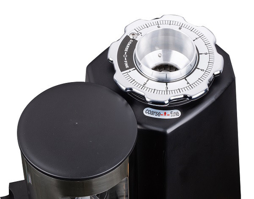 Annuncio pubblicitario della famiglia di Burr Italian Coffee Grinder For