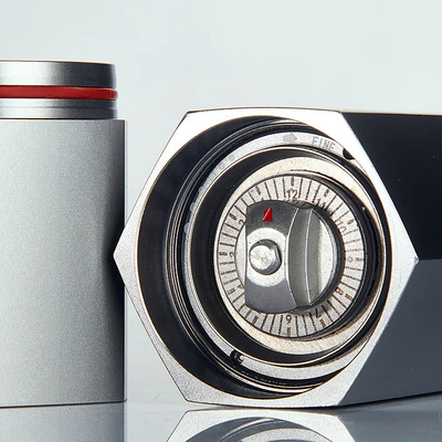Smerigliatrice manuale di alluminio Hexagonal Adjustable Setting dei chicchi di caffè del metallo per il viaggio della famiglia