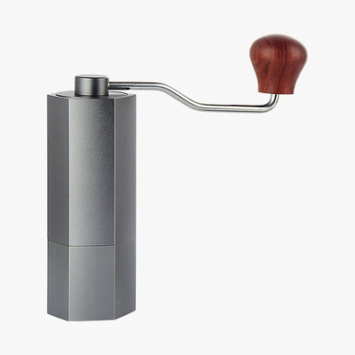 Smerigliatrice manuale di alluminio Hexagonal Adjustable Setting dei chicchi di caffè del metallo per il viaggio della famiglia