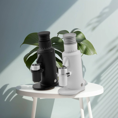Allegato di alluminio / alluminio di zinco Espresso Coffee Grinder 225*130*300cm
